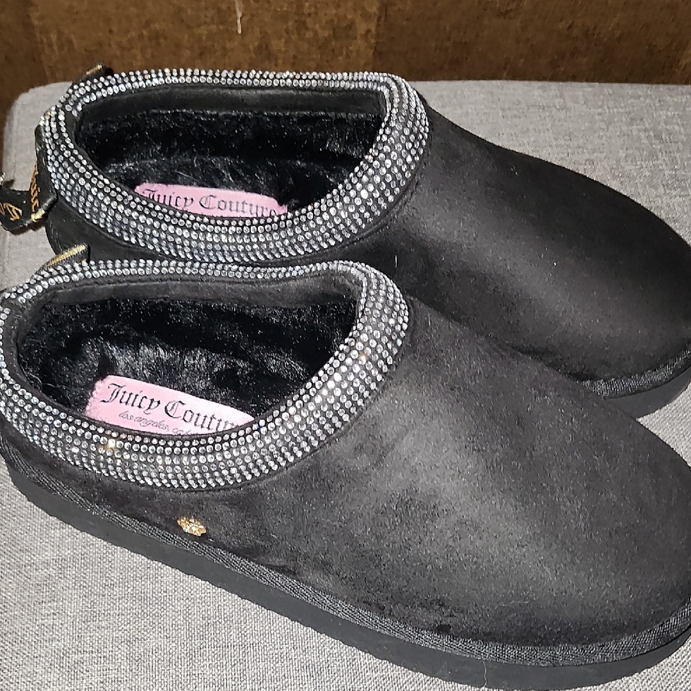 Juicy Couture Black Slip-Ons with Sparkling Trim